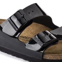 Birkenstock Arizona Birko-Flor Patent 20 Birkenstock Arizona Birko-Flor Patent -Birkenstock Sandal Shop 1005292 detail 1