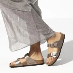 Birkenstock Sydney Birko-Flor 14 Birkenstock Sydney Birko-Flor -Birkenstock Sandal Shop 1016169 f closeup f