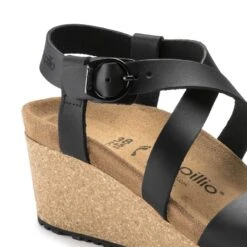 Sibyl Ring-Buckle Natural Leather Black -Birkenstock Sandal Shop 1018677 detail 1