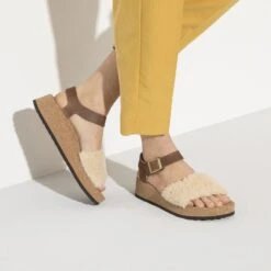 Glenda Natural Leather/Shearling -Birkenstock Sandal Shop 1020217 f closeup f