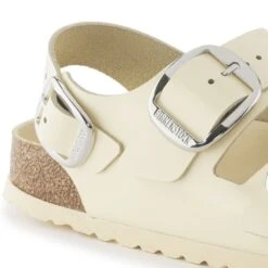 Birkenstock Milano Big Buckle Natural Leather Patent -Birkenstock Sandal Shop 1024207 detail 1