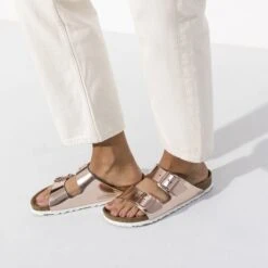 Birkenstock Arizona Natural Leather 14 Birkenstock Arizona Natural Leather -Birkenstock Sandal Shop 952093 f closeup f